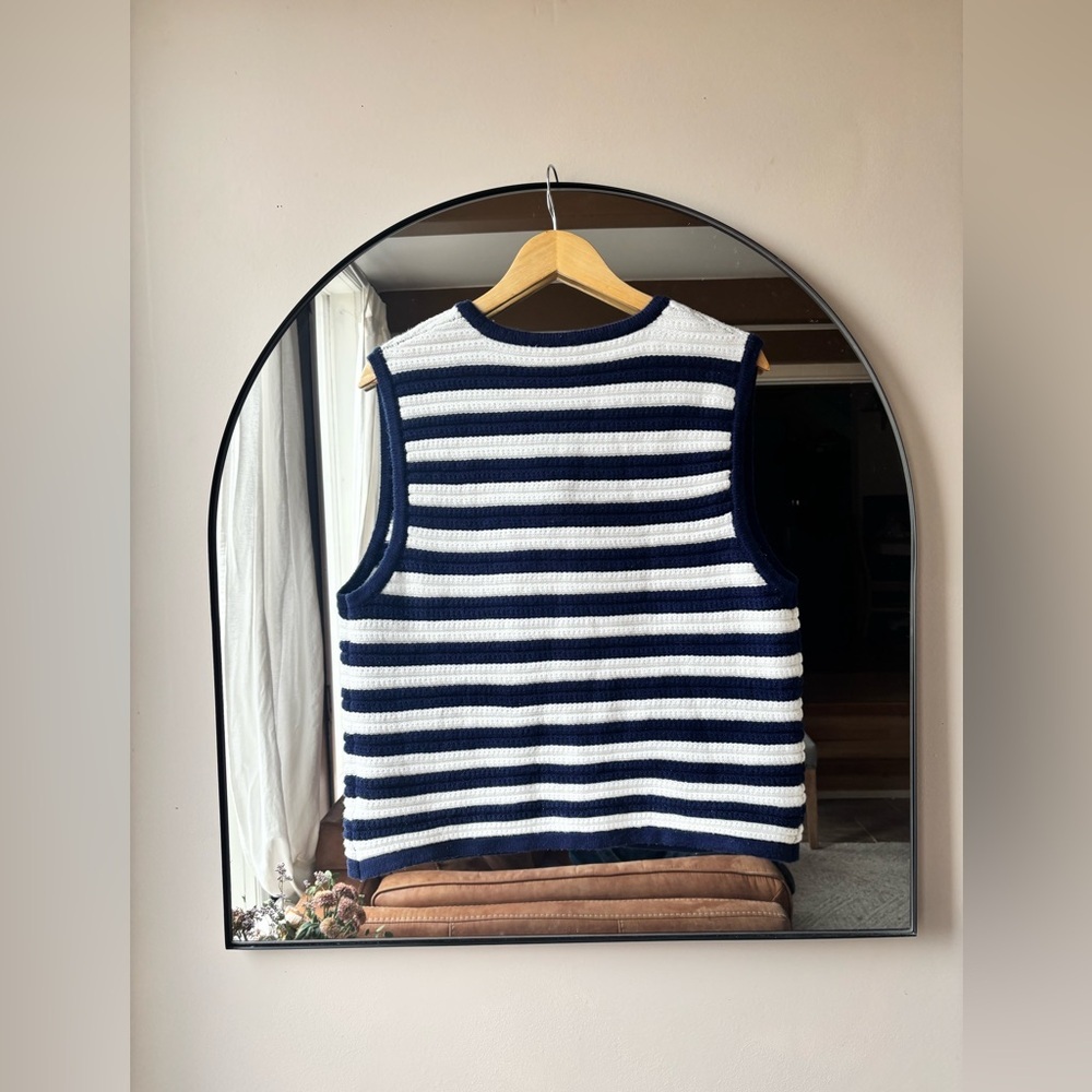 JOIE | old money striped sleeveless vest | size xl - Picture 4 of 5